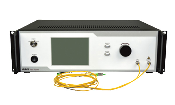 Amplificateur à fibre à fréquence unique 2.0µm (15-50W, Maintien de Polarisation)